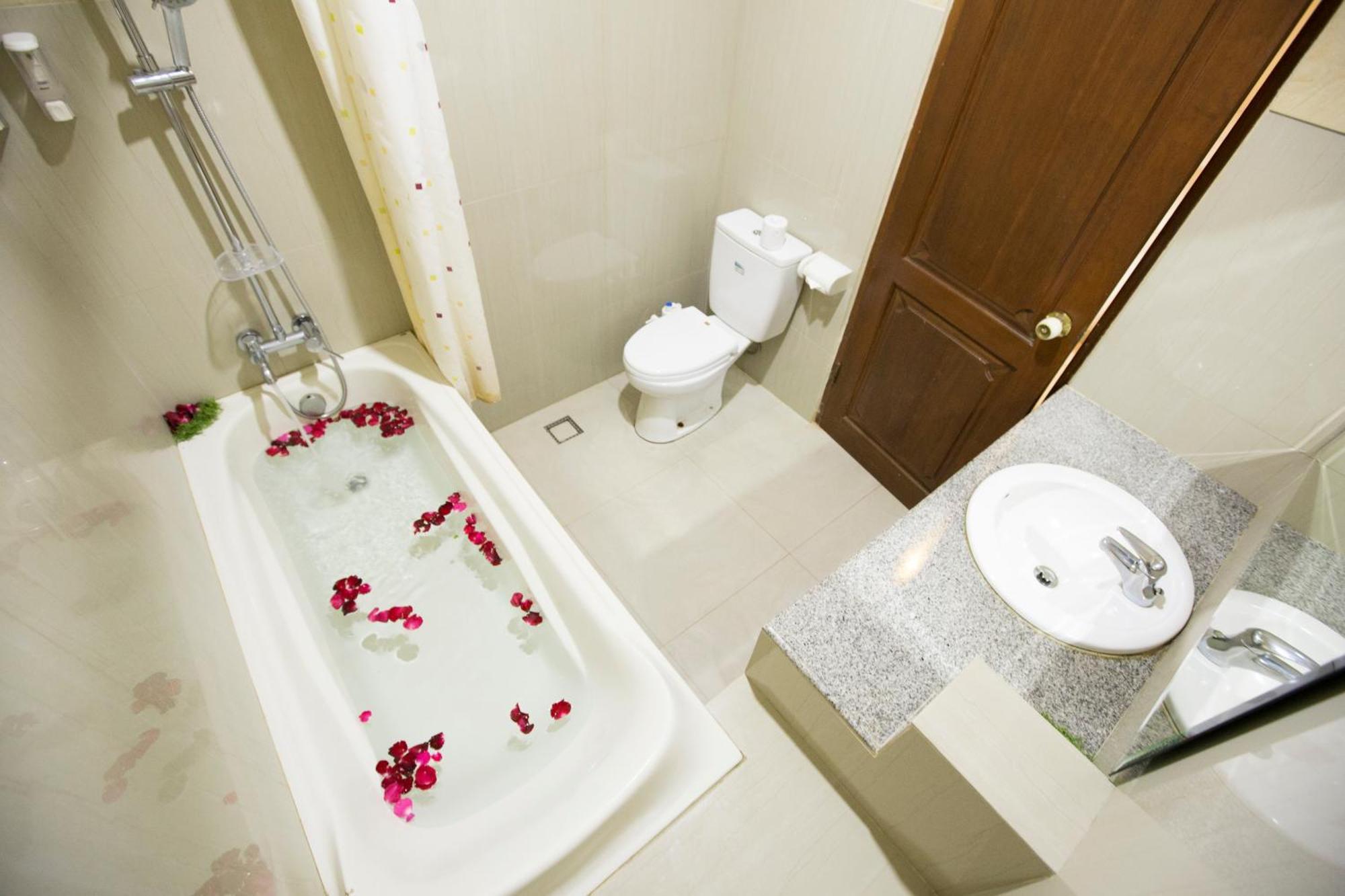 Sindhu Mertha 3* Sanur